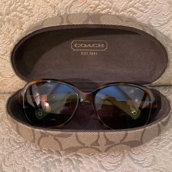 Coach Designer Sunglasses with Case - Picture 2 of 6
